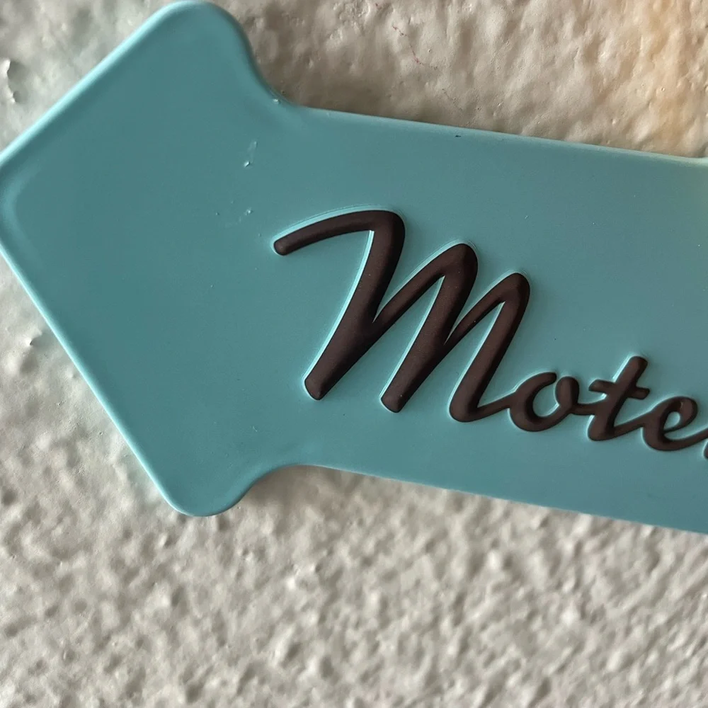 Novelty Wall Decor SUN Motel & Cafe Hanging Sign Target Bullseye